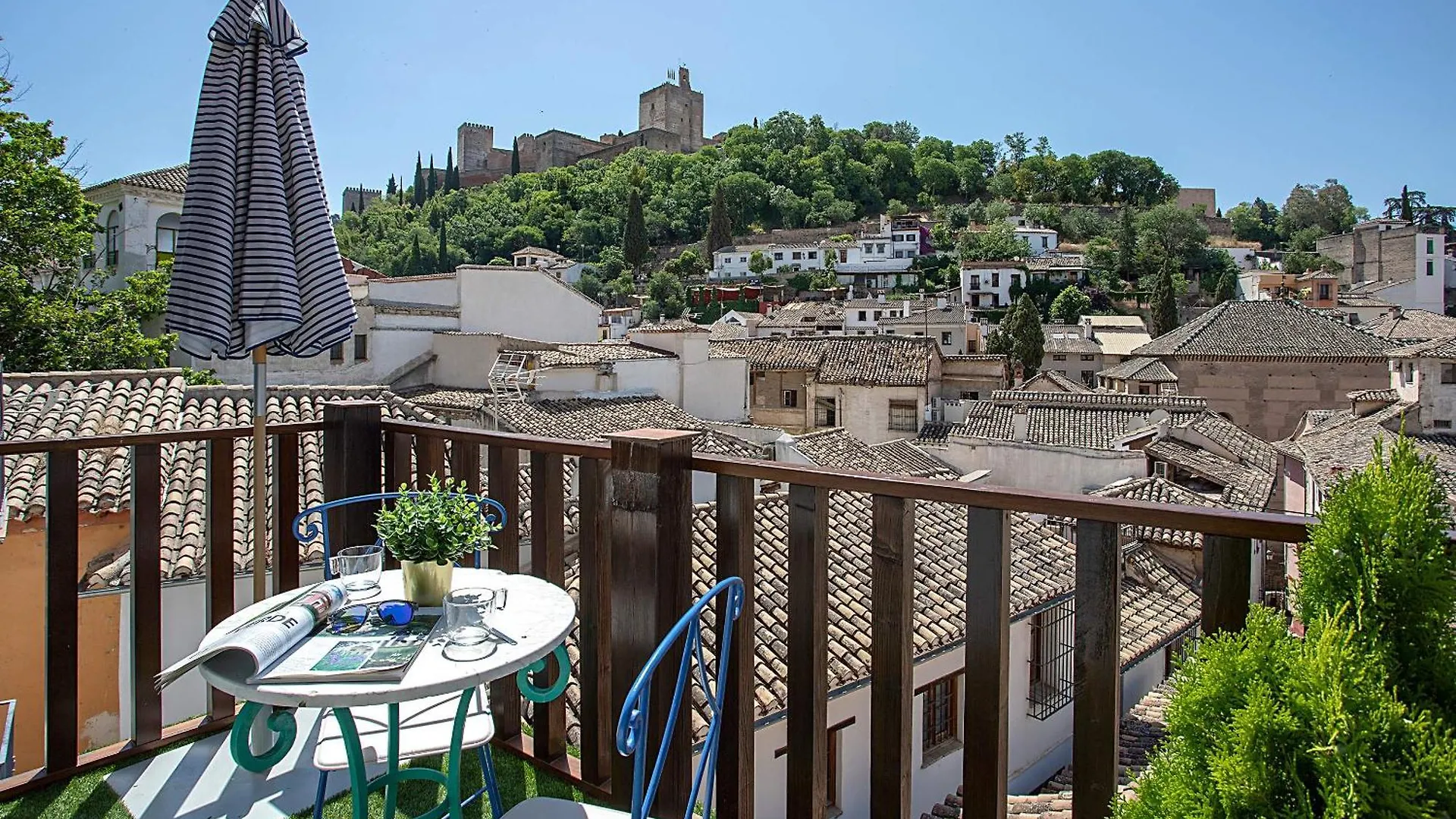 Genteel Home Mirador De Los Reyes Granada Spain